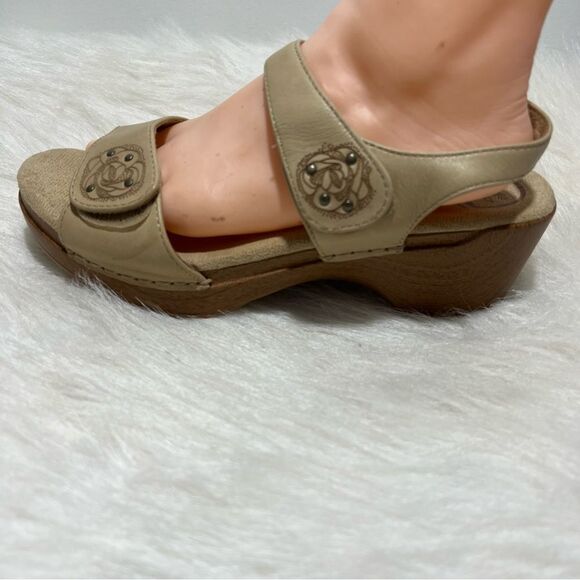 Dansko Tan Sonnet Leather Strap Sandal --‎ EU39/US 9 - Picture 2 of 9